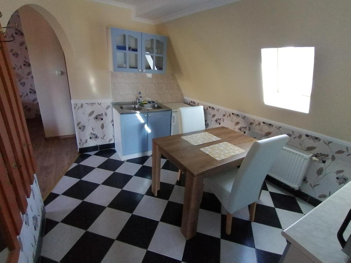 Magdalena Apartmanház Hévíz Exteriér fotografie