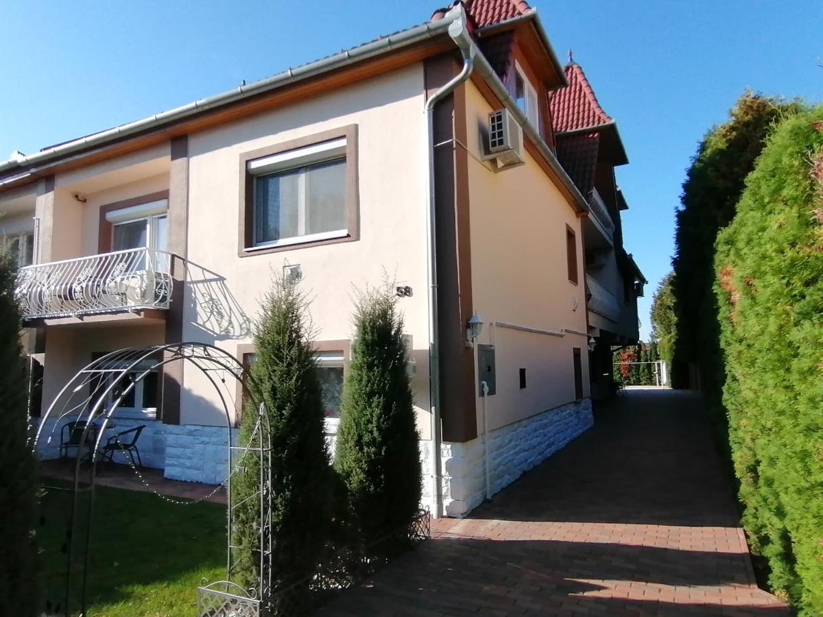 Magdalena Apartmanház Hévíz Exteriér fotografie
