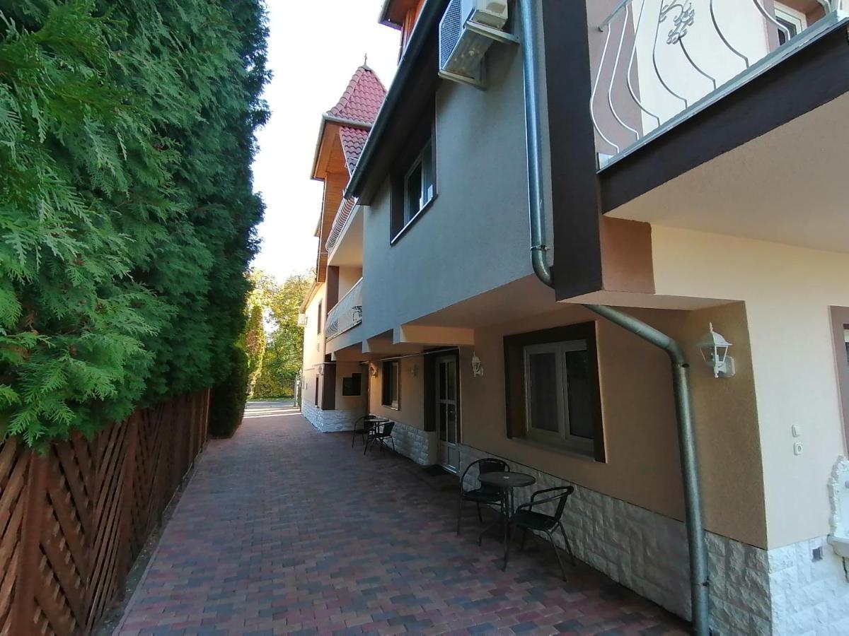 Magdalena Apartmanház Hévíz Exteriér fotografie