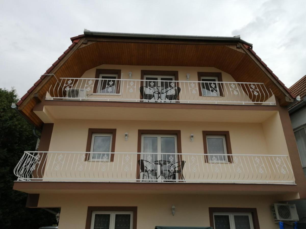 Magdalena Apartmanház Hévíz Exteriér fotografie