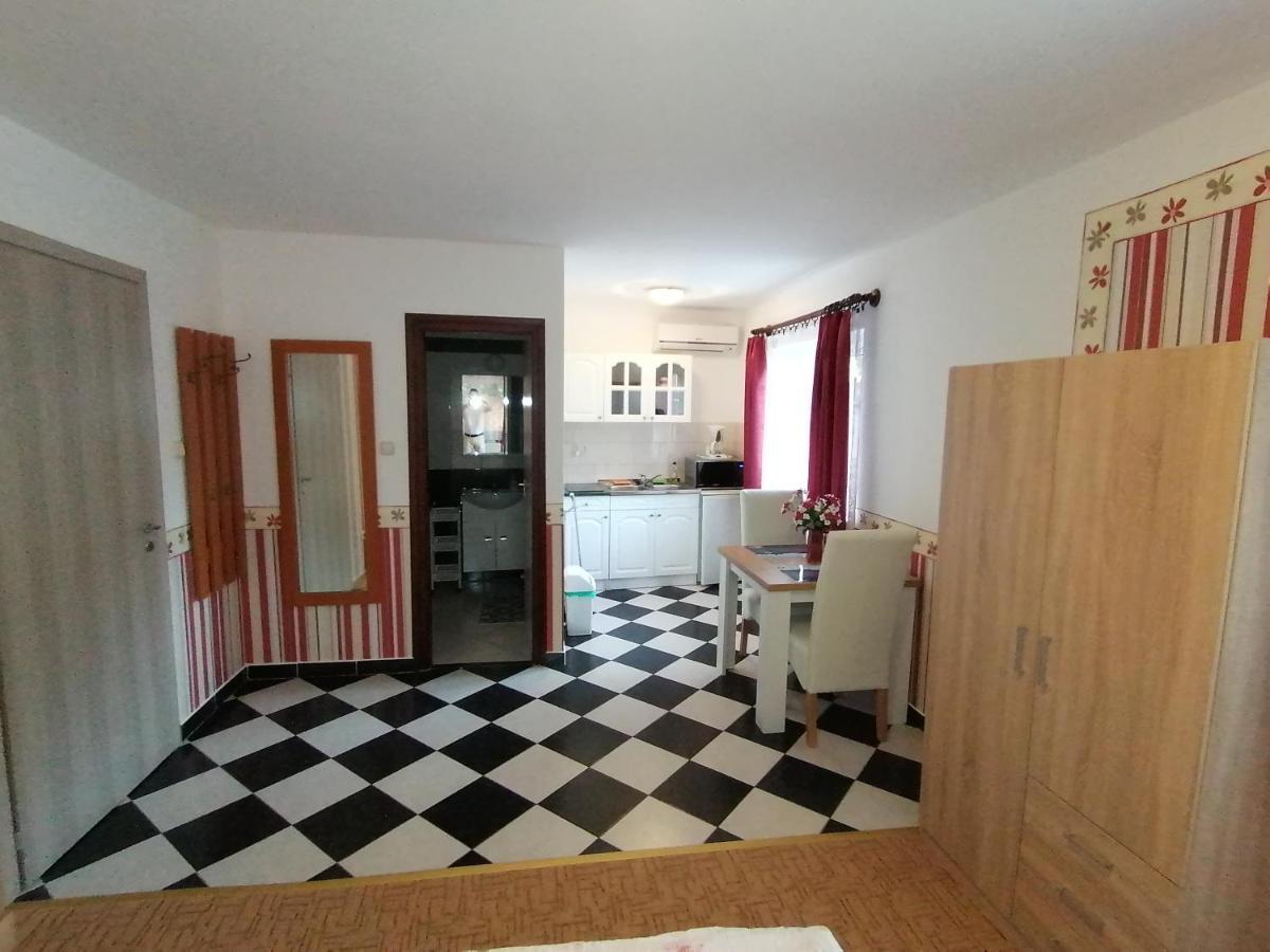 Magdalena Apartmanház Hévíz Exteriér fotografie