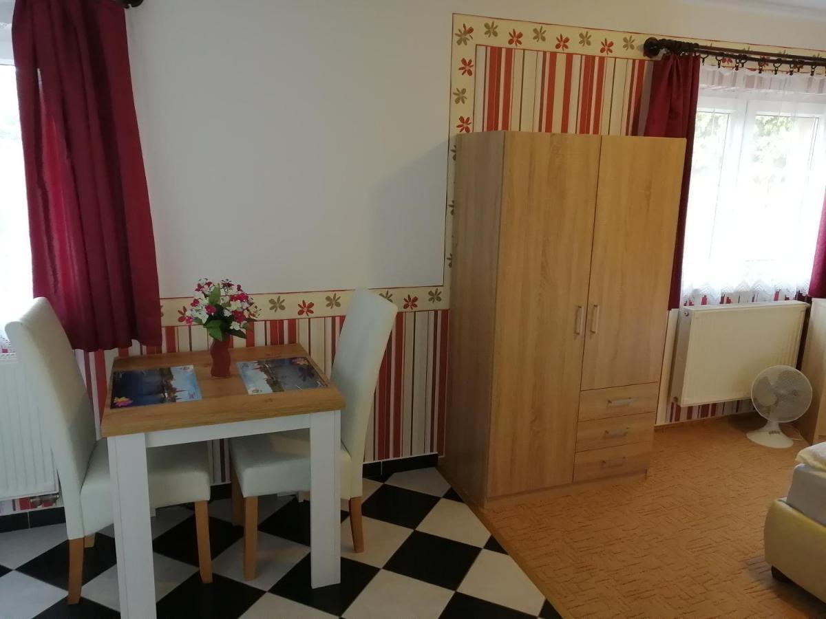 Magdalena Apartmanház Hévíz Exteriér fotografie