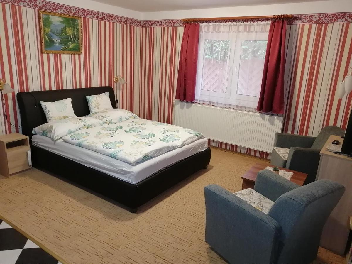 Magdalena Apartmanház Hévíz Exteriér fotografie
