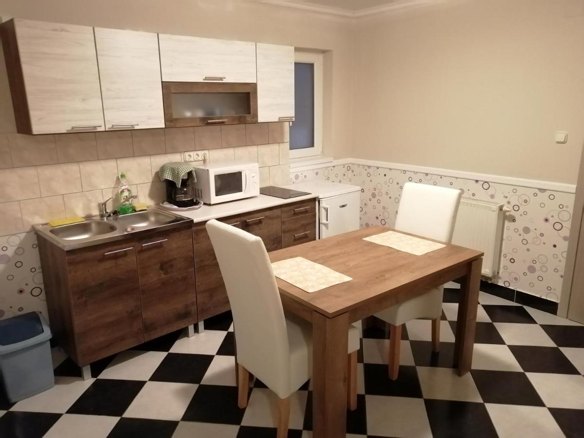 Magdalena Apartmanház Hévíz Exteriér fotografie